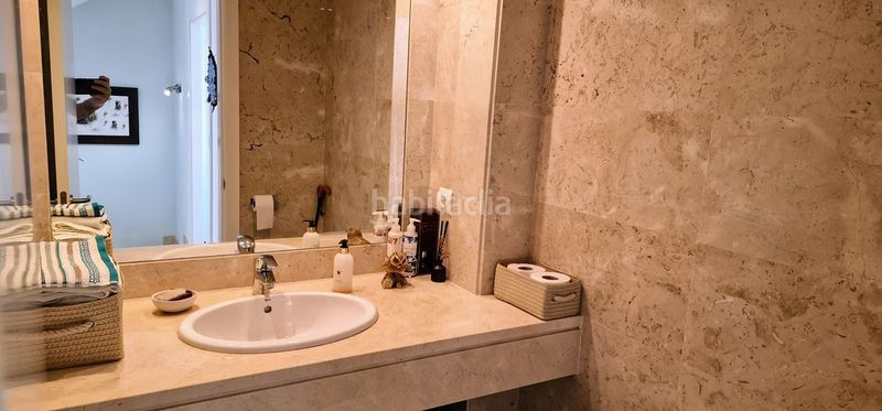 Foto a1206019-7b5e-4136-bafb-c478dd511a4e. Casa adossada amb calefacció aparcament piscina a Marbella