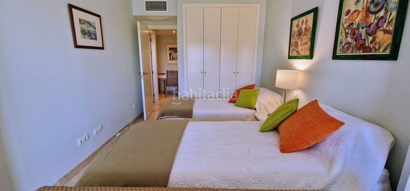 Foto ea292935-8c21-4243-8a71-e5c938755def. Casa adossada amb calefacció aparcament piscina a Marbella