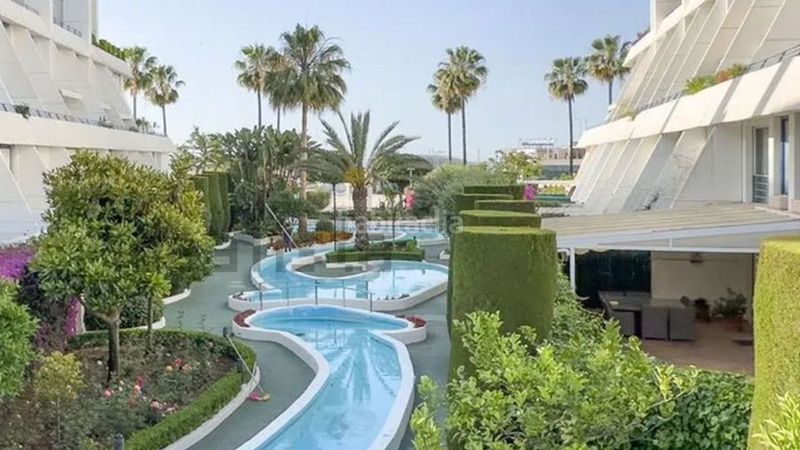 Foto 6d5bcb95-2173-43b6-89b3-7357f0f0a1b0. Dúplex amb calefacció aparcament piscina a Aloha Marbella