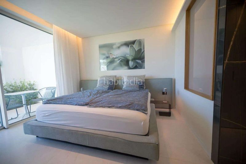Foto d8d04a9c-56b3-48d0-abd4-f075b5a4b084. Planta baixa amb calefacció aparcament piscina a Marbella