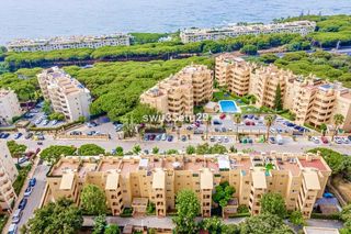 Piccolo appartamento in Calahonda. Apartamento en planta media de 2 dormitorios en calahonda