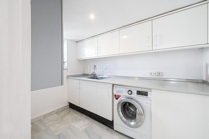 Foto f840b8cf-b501-4b4c-b568-ba3e4c25d24a. Casa pareada  de 4 dormitorios en Calahonda en Mijas