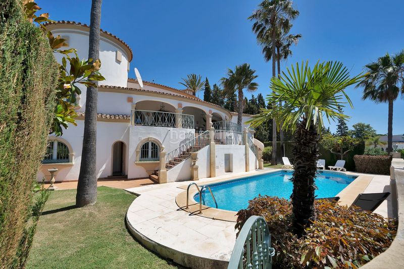 Foto 097a25f8-bb38-47c5-9739-f0f80ea552a2. Xalet amb calefacció aparcament piscina a Hacienda Las Chapas Marbella
