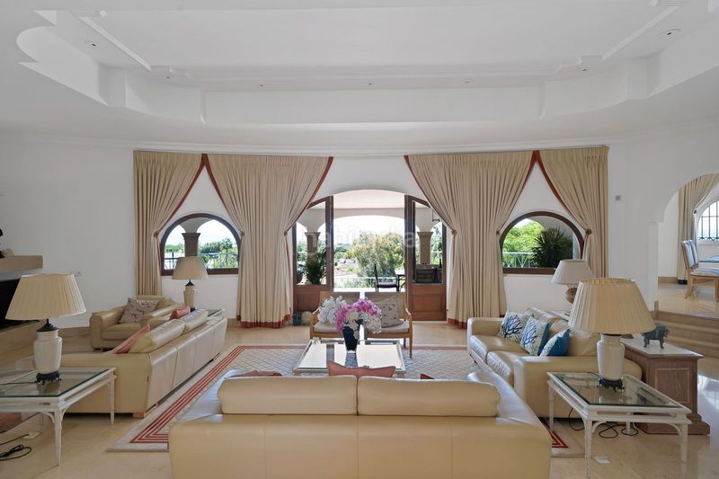 Foto dd667ed5-5b9a-4743-82ae-84769eaf6296. Xalet amb calefacció aparcament piscina a Hacienda Las Chapas Marbella