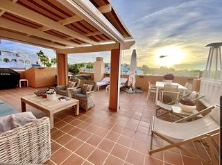 Àtic a Cabopino - Artola. Ático de 2 dormitorios en cabopino