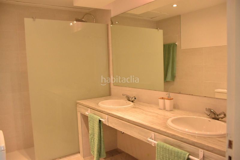 Foto c0718342-e48a-498e-b3ef-45c541f1c6a9. Planta baixa amb calefacció piscina a Elviria Marbella