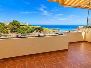 Apartament a Centro ciudad. Apartamento en última planta de 1 dormitorios en fuengirola