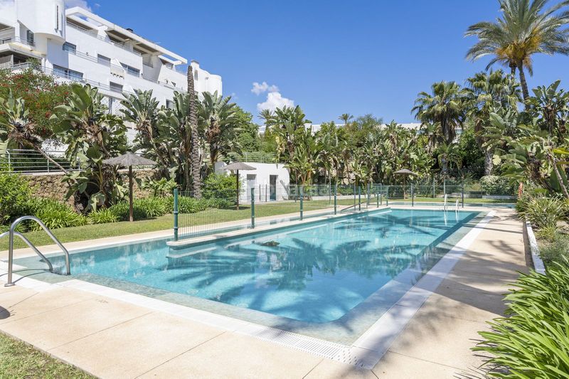 Foto 44b690df-7f2f-4da9-b4ce-255eade1394f. Àtic amb calefacció aparcament piscina a la cala Mijas Mijas