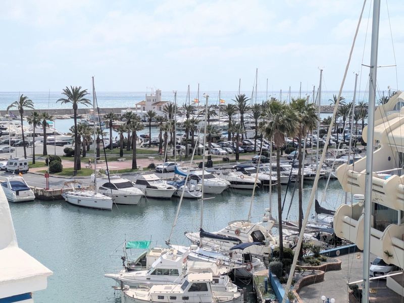 Foto d42d61d5-5058-49d1-84b7-6e80a503f442. Dúplex amb calefacció piscina a Arroyo de la Miel Benalmádena