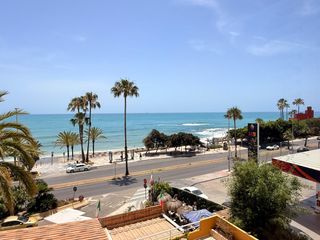 Apartament a Arroyo de la Miel. Apartamento en planta media de 3 dormitorios en benalmadena