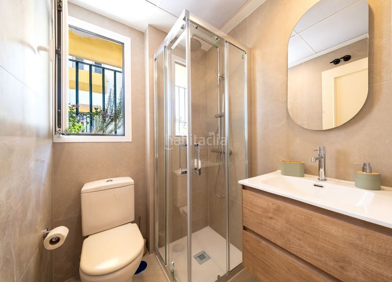 Foto 982f5765-ee39-4749-9581-e48e5649fb90. Planta baixa amb calefacció aparcament piscina a Mijas