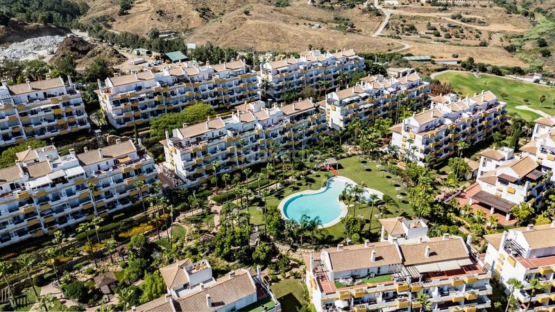 Foto c7af9026-b67f-44ba-a8fc-b79a35bd8614. Planta baixa amb calefacció aparcament piscina a Mijas