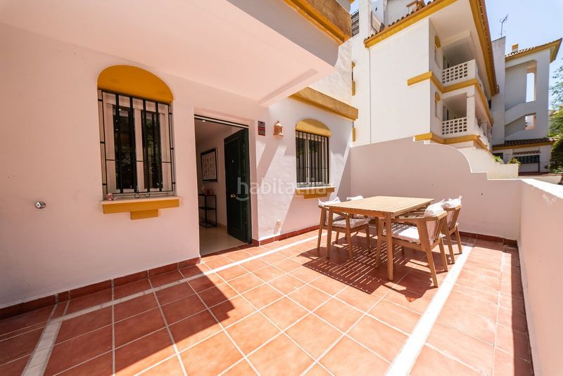 Foto fe9d146d-632d-4d40-a181-57ed739c5cb7. Planta baixa amb calefacció aparcament piscina a Mijas