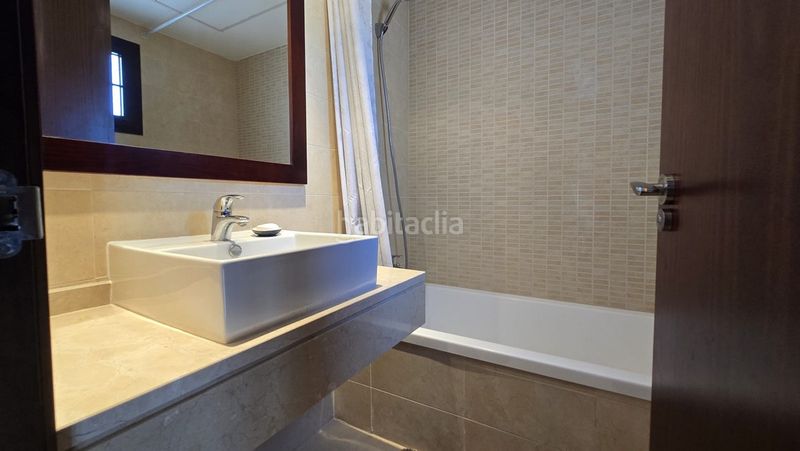 Foto 5dd69851-d711-4c21-9c7f-b7680b939097. Àtic amb calefacció piscina a Aloha Marbella