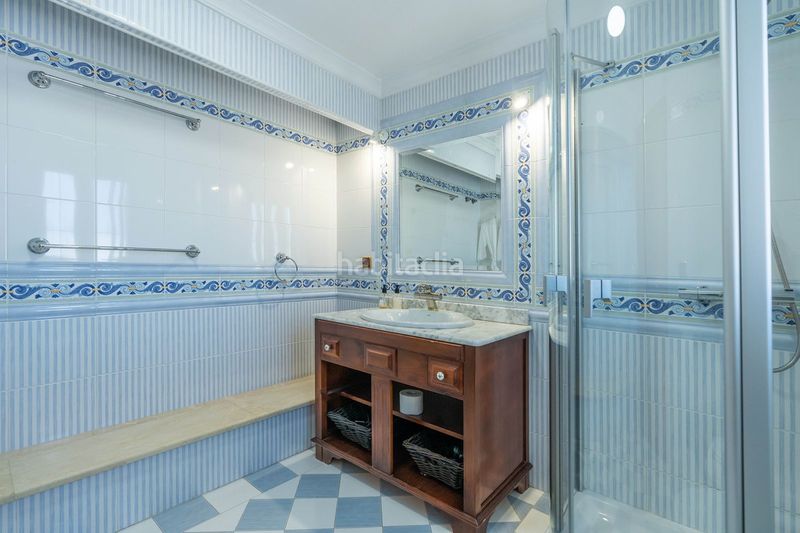 Foto de4fbf0a-5b99-4c62-94dd-888967278221. Àtic amb calefacció aparcament a Aloha Marbella