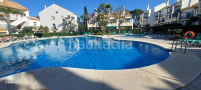 Foto 26abbaeb-c9f7-4c2a-89a4-14476d154338. Àtic amb calefacció aparcament piscina a Marbesa Marbella