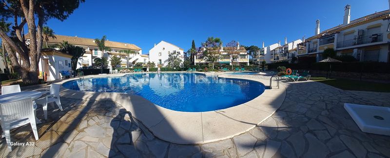 Foto a471c777-3443-4e67-9e7b-f9948b7d9c9f. Àtic amb calefacció aparcament piscina a Marbesa Marbella