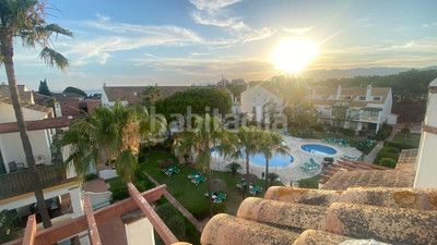 Foto e1246518-0611-405b-a028-82de2cbe4583. Àtic amb calefacció aparcament piscina a Marbesa Marbella