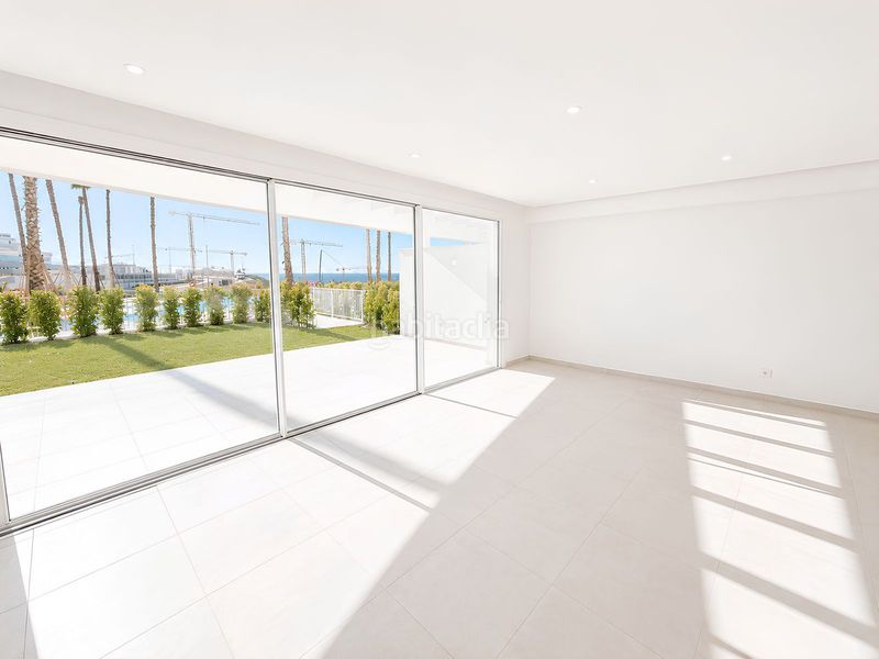 Foto d503e583-4586-4963-a90e-c357a050120c. Planta baixa amb calefacció aparcament piscina a Mijas