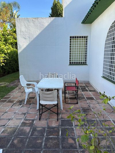Foto 23e4f161-c4e0-4355-a6a8-118d3dc42a59. Xalet amb aparcament a Cabopino - Artola Marbella