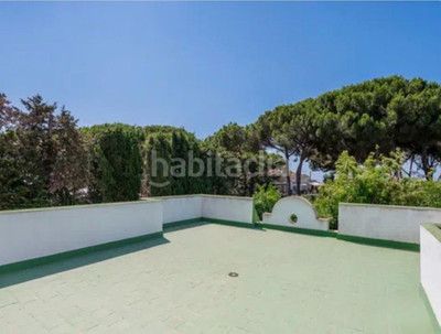 Foto 31c19b32-1957-4d2a-bd96-a35418b6e841. Xalet amb aparcament a Cabopino - Artola Marbella