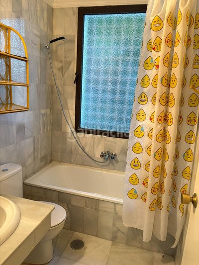 Foto ef729711-82a7-4c6e-b759-ec38e5efaaaa. Xalet amb aparcament a Cabopino - Artola Marbella