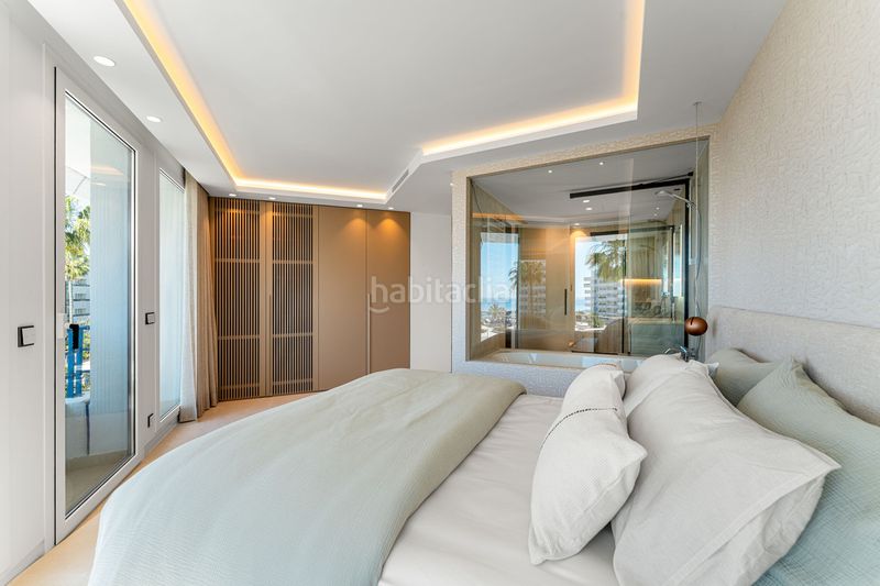 Foto eacd0b5b-bae4-42cb-9070-287654274706. Dúplex amb calefacció aparcament piscina a Aloha Marbella