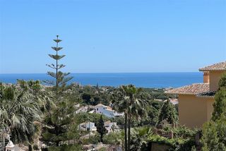Casa bifamiliare in Mijas pueblo. Casa pareada de 4 dormitorios en mijas