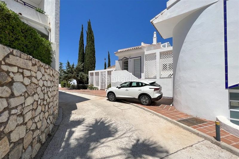 Foto 61e7ba1c-f300-487e-a81e-2cb8e7e2a29e. Xalet amb calefacció aparcament piscina a Mijas pueblo Mijas