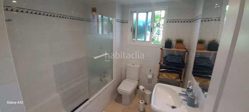 Foto 024ce265-21e1-4449-b34a-17813dc2f73d. Planta baixa amb calefacció aparcament piscina a Marbella