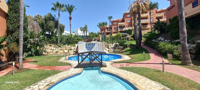 Foto 2d90fa68-f523-4f7e-b2dc-c0265d6f4604. Planta baixa amb calefacció aparcament piscina a Marbella