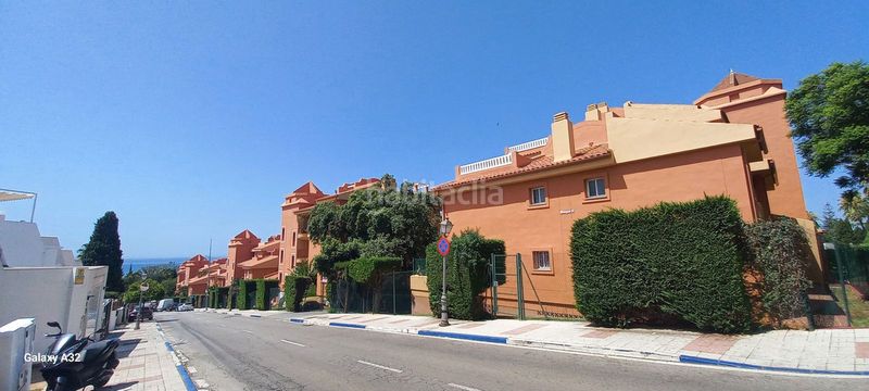 Foto 44e422c3-b38d-4e40-8de9-5bf026c5bd68. Planta baixa amb calefacció aparcament piscina a Marbella