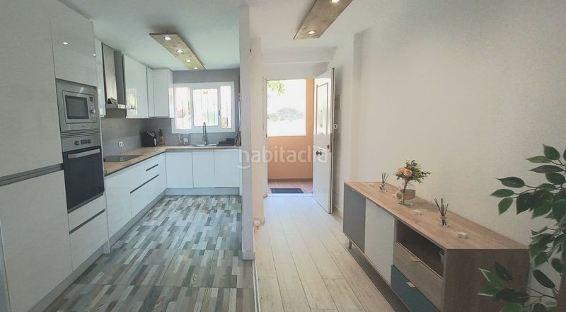 Foto 583566ea-d722-451b-8d74-5a4b4d290523. Planta baixa amb calefacció aparcament piscina a Marbella