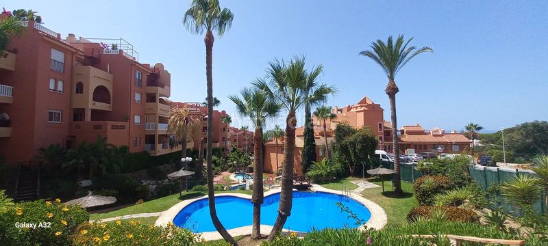 Foto 6337fa42-1159-4114-8aa6-baa7e9ec422e. Planta baixa amb calefacció aparcament piscina a Marbella