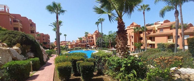 Foto 691f967c-0f05-48eb-b796-3eac324d30a3. Planta baixa amb calefacció aparcament piscina a Marbella