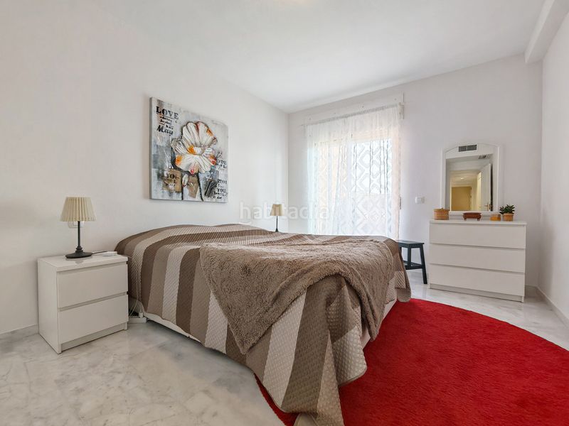 Foto 4b35bf66-ea1d-4aa2-88be-136bc4262b21. Apartament amb calefacció aparcament piscina a reserva de Marbella Marbella