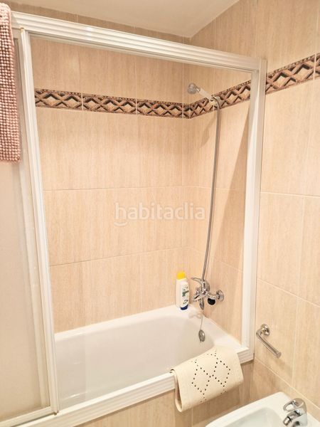 Foto a0e00723-3931-42e2-9a4f-81186caf14bc. Àtic amb calefacció aparcament piscina a La Carihuela - Los Nidos Torremolinos