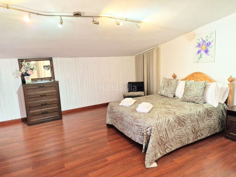 Foto ceae4c99-a20f-4df3-bd97-e27f0ee79789. Àtic amb calefacció aparcament piscina a La Carihuela - Los Nidos Torremolinos