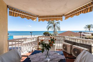 Apartament a Centro ciudad. Apartamento en planta media de 1 dormitorios en fuengirola
