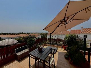 Semi detached house in Hipódromo - Cerrado del Águila. Adosado de 2 dormitorios en cerros del aguila