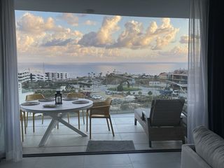 Apartament a Centro ciudad. Apartamento en planta media de 2 dormitorios en fuengirola