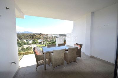 Foto 61a64bf9-f109-4735-92c5-421a2bab4ebd. Planta baixa amb calefacció aparcament piscina a Mijas