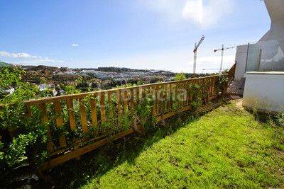 Foto b2ba2926-af2f-40ea-bb66-2625ccda37dc. Planta baixa amb calefacció aparcament piscina a Mijas