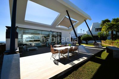 Foto b582768a-7502-424e-86fa-d496fb929711. Planta baixa amb calefacció aparcament piscina a Mijas