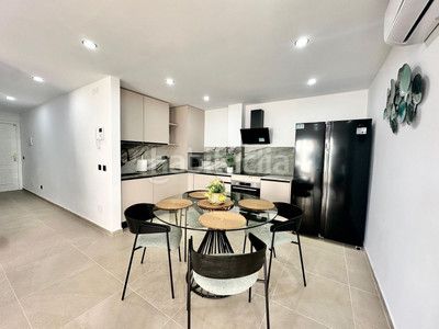 Foto c54c39a2-e3b7-44d4-9c6c-c0abbbd04331. Apartament amb calefacció aparcament a Centro ciudad Fuengirola