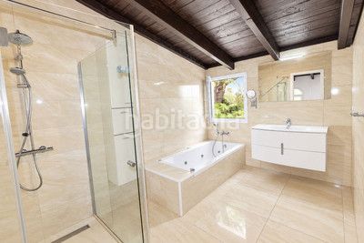 Foto 2c467f35-eb9d-4542-973d-b756c9ee1406. Xalet amb calefacció aparcament piscina a El Rosario - Ricmar Marbella
