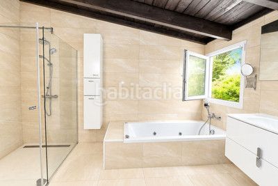 Foto bce9cfee-f1db-41d7-92ae-da9eed52ff2e. Xalet amb calefacció aparcament piscina a El Rosario - Ricmar Marbella