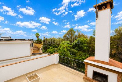 Foto bd7eea1c-e011-42fd-868a-fbd9280b70e7. Xalet amb calefacció aparcament piscina a El Rosario - Ricmar Marbella