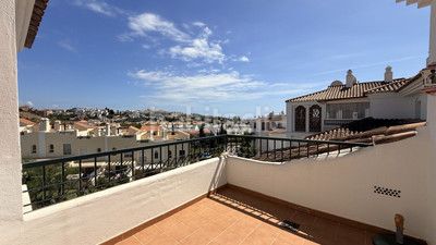 Foto 0faec3d1-2abf-41d2-a5e7-9afc8b1fa8b4. Apartament amb calefacció aparcament piscina a Calahonda Mijas