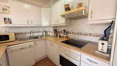 Foto 14e24c39-063d-44b9-b71d-2c38ee047954. Apartament amb calefacció aparcament piscina a Calahonda Mijas